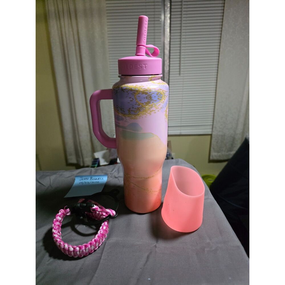 Rare 36 oz Limited Edition Coldest Bottle Princess Luna